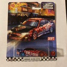 Hot Wheels Premium Boulevard 7