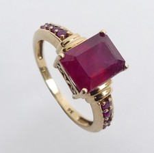 FINE 9CT GOLD RUBY RING  SIZE O 1/2  - 3.3 GRAMS
