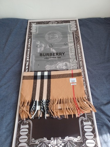 Burberry nova check cashmere - burberry,