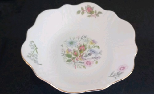 Aynsley fine bone china - bone,