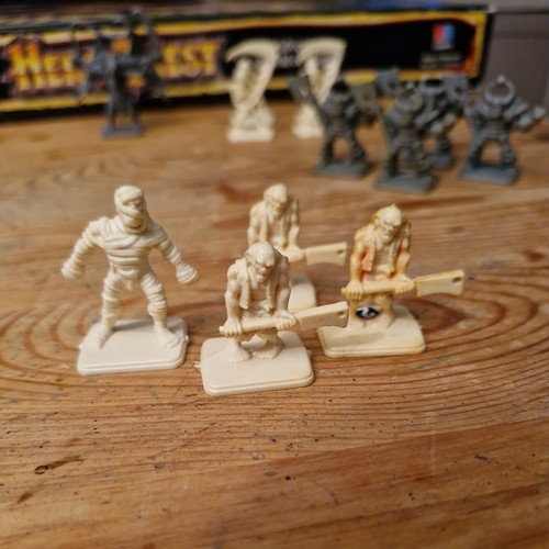 Heroquest figurine zombi - zombi, x3