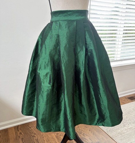 Emerald green taffeta pleated - green,