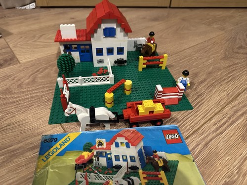 Lego town riding stable - riding,