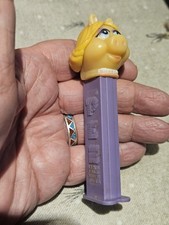Vintage PEZ Miss Piggy