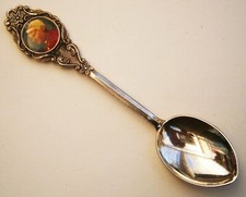 SZ270) Pope John Paul souvenir vintage collectors spoon