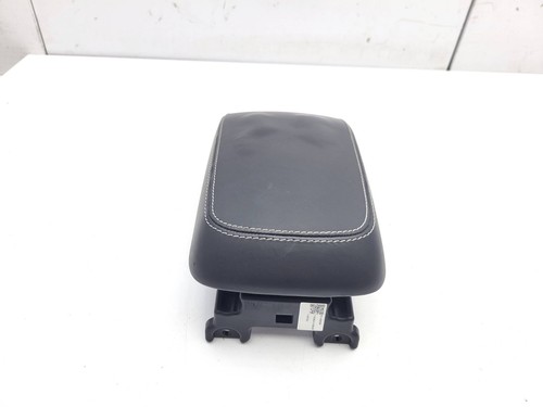 Volvo xc40 2019 armrest centre - volvo,