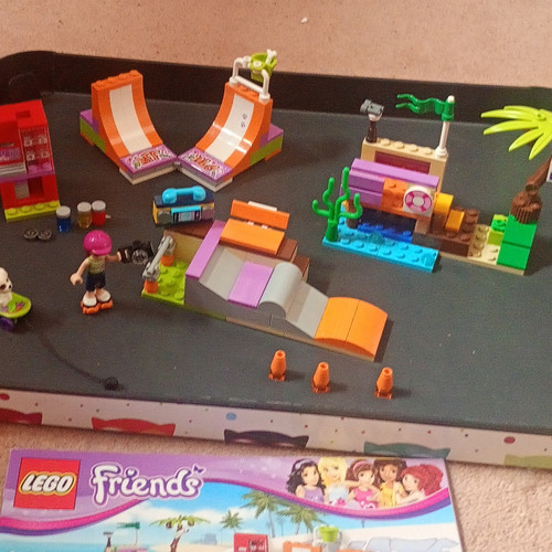 Lego friends heartlake skate - lego,