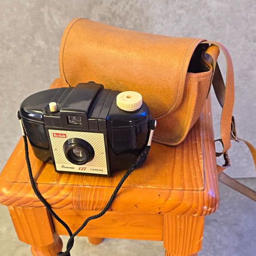 Vintage kodak brownie 127 film - kodak,