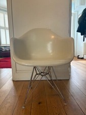 Genuine Herman Miller DAR EAMES eiffel tower base. Fibreglass Base