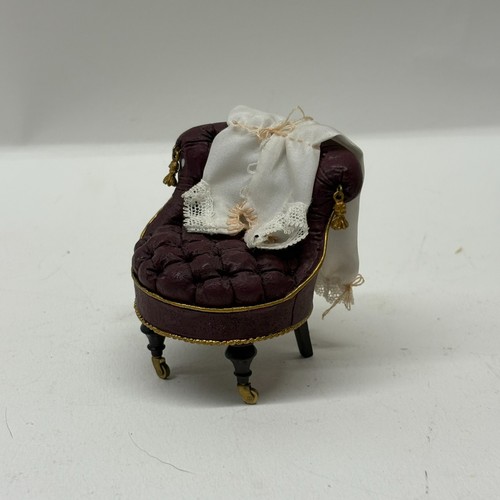 12th scale dolls house - 1:12th,