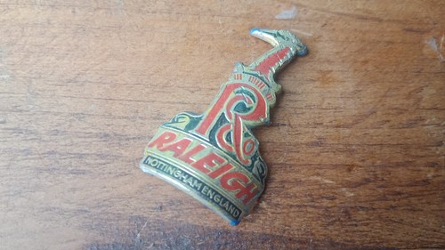 Vintage raleigh head badge - badge.,