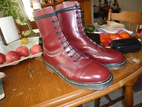 Vintage doc martens size - martens,
