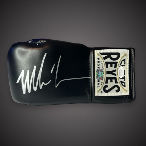 Mike tyson hand signed reyes - signed,