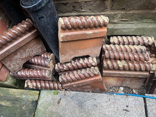 Rope top edge tiles victorian - rope,