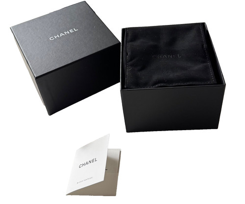 Chanel jewellery box 5cm x - 11.5cm,
