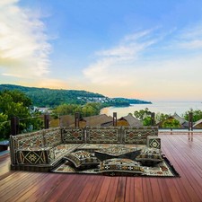 Arabic Corner Majlis, Oriental