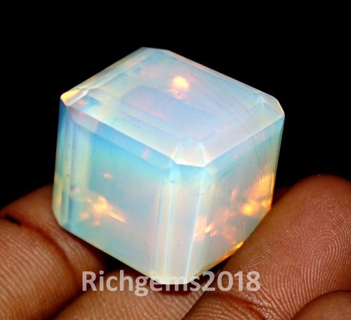 Natural australian opal - 35+,