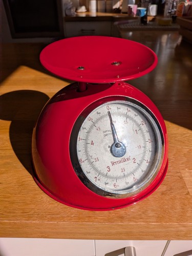Red terraillon traditional - red,