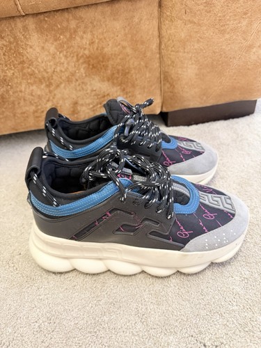 Versace chain reaction