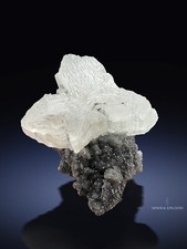 CERUSSITE ON SMITHSONITE