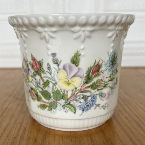 Aynsley bone china wild tudor - aynsley,