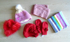 Girl's Winter Hats & Scarves