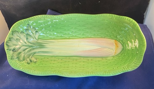 Retro vintage sweet corn - corn, bowl