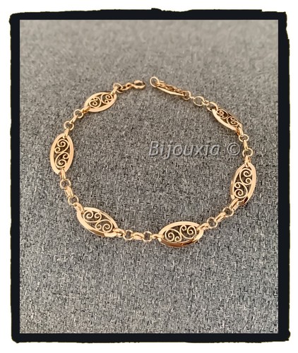 Engraved pattern bracelet - engraved,