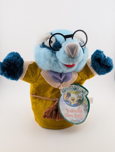 Badger puppet wind the - badger,