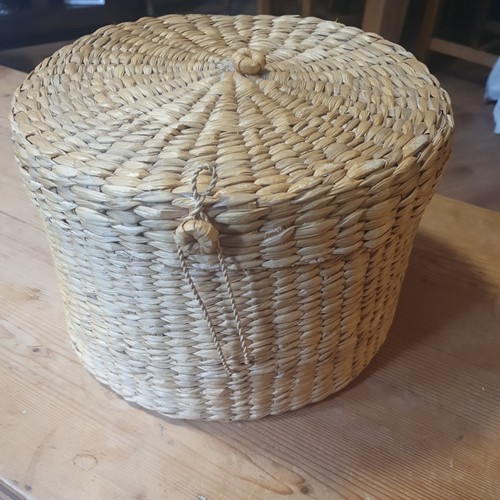 Vintage wicker sewing - vintage,