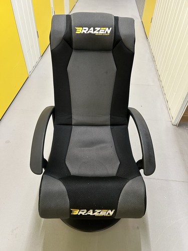 Brazen game chair used - brazen,