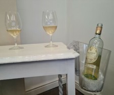 LUXURY LIVING TABLE EDGE