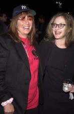 Penny Marshall and Carol Kane