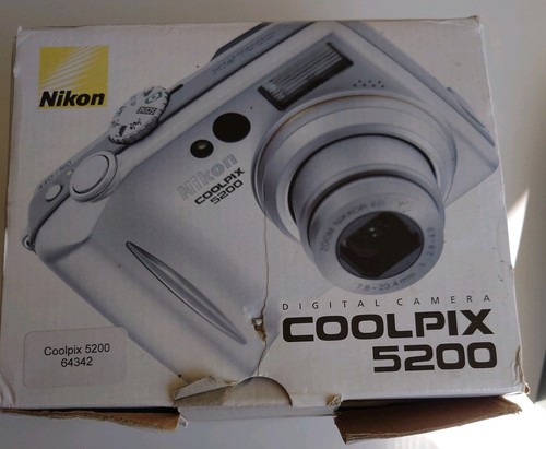 Nikon coolpix 5200 - coolpix,