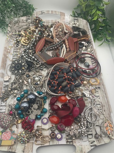 Broken jewellery craft - jewellery,