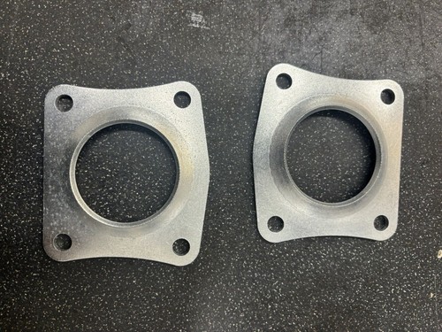 Axle retaining plates for - , half