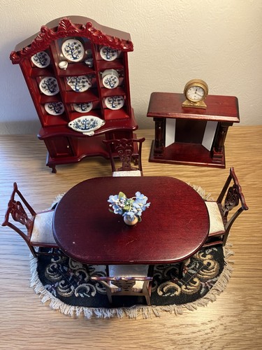 12th doll house dinning - doll's,