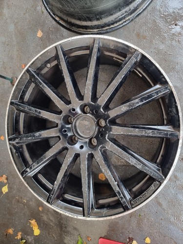 Mercedes glb class alloy wheel - mercedes,