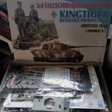 1/72 Dragon KING TIGER Henschel Production Ardennes 1944 pt. 1 model kit