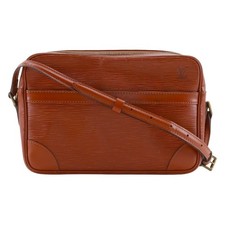 LOUIS VUITTON Trocadero27