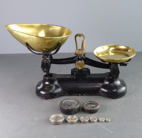 Vintage libra kitchen scales - kitchen,