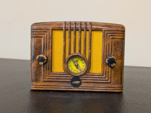 Xonex miniature radio - miniature, am/fm
