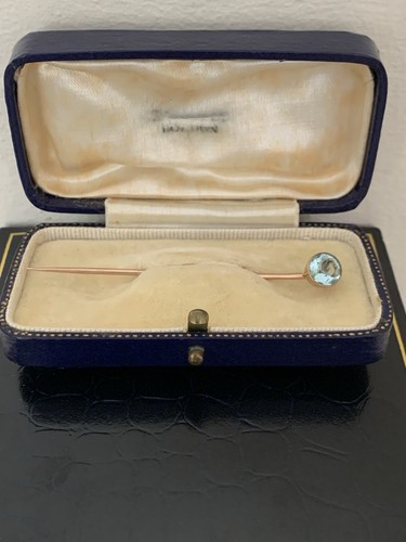 9ct gold stick pin - 9ct,