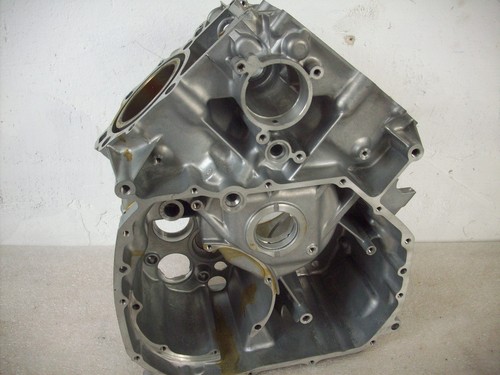 Engine casing - engine,,