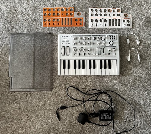 Arturia microbrute analog - se,