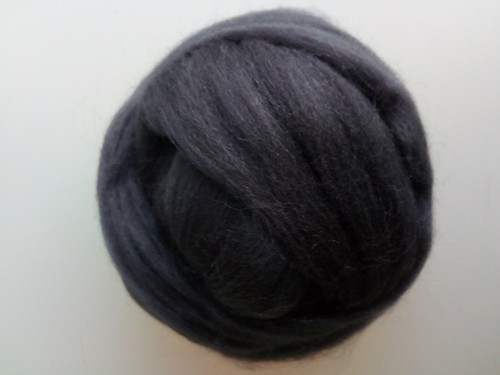 Graphite grey 100 merino - graphite,