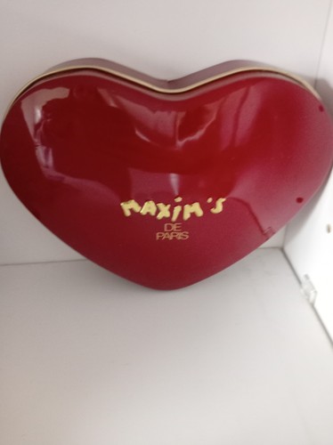 Heart shaped container maxim - heart,