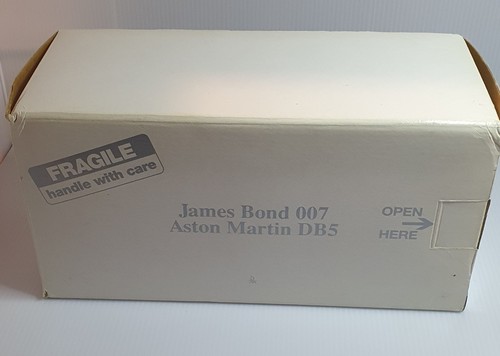 Danbury mint aston martin - aston,