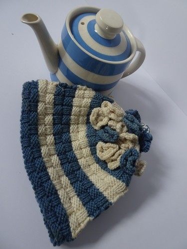 Green cornishware tea pot - cornishware,