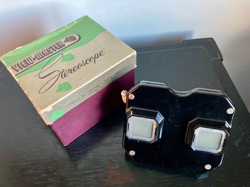 Boxed view master stereoscope